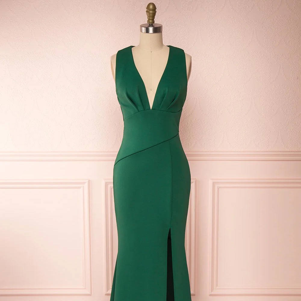 1861 | NWT Camila Green Fitted Mermaid Gown in 2XL